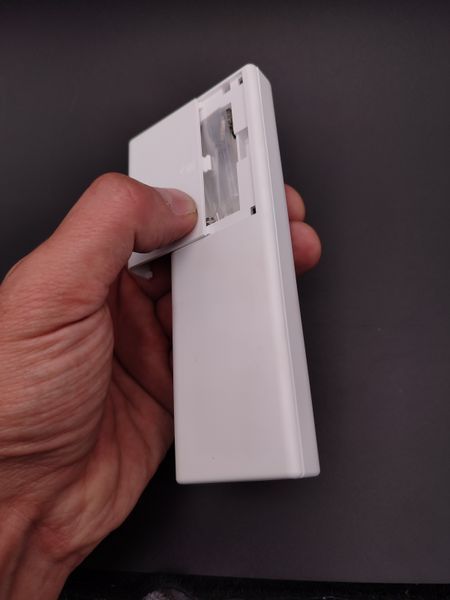 Пульт керування 4-х зонний білий DIM+RGB+CCT RF 2.4G Mi Light RL03-RF - постачальник електрообладнання для автоматизації простору Polygon Center