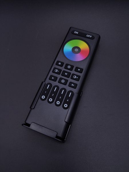 Пульт керування 4-х зонний чорний DIM+RGB+CCT RF 2.4G Mi Light RL03-RFB - постачальник електрообладнання для автоматизації простору Polygon Center