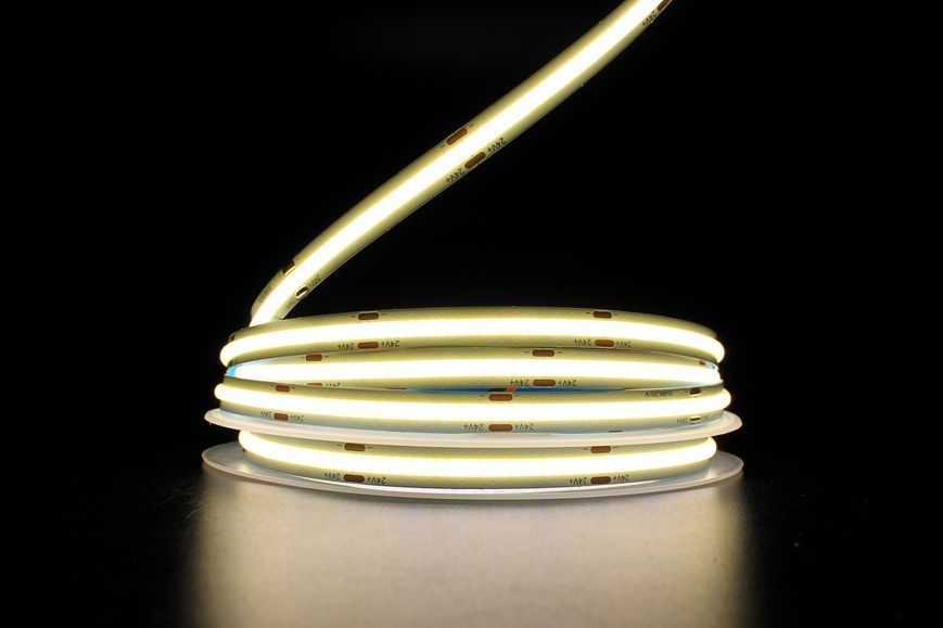 Светодиодная LED лента PROLUM&trade; 24V; СОВ; 480 LED; IP20; Series "PRO", Нейтральный-Белый, 4000К 350004 &ndash; поставщик электрооборудования для автоматизации пространства Polygon Center