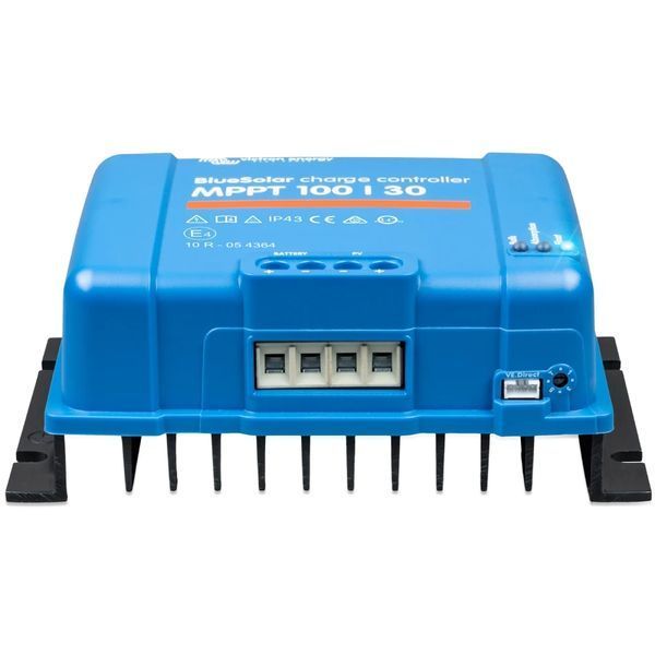 Victron Energy BlueSolar MPPT 100/30 Контроллер заряда 0024510 &ndash; поставщик электрооборудования для автоматизации пространства Polygon Center